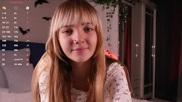 Snapshot of CelestaDicorcia chatting on November 2025 09:25:01 PM CelestaDicorcia online show from November 2025 09:25:01 PM