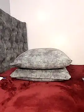 cocoluvx online show from November 2025 01:22:01 PM