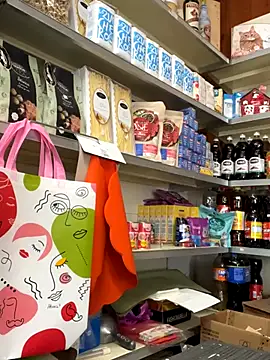 Daiana Andra online show from October 2025 10:25:01 AM