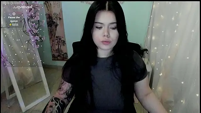 Mona Esty online show from March 2026 06:03:02 AM