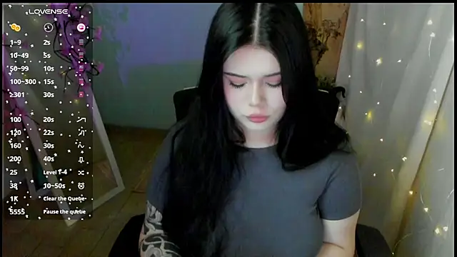 Snapshot of Mona_Esty chatting on April 2026 01:46:02 PM Mona Esty online show from April 2026 01:46:02 PM