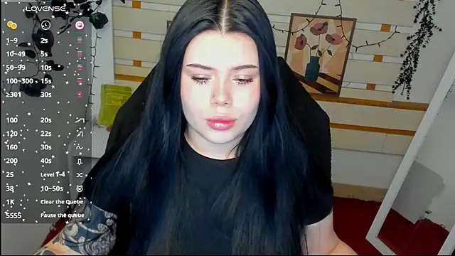 Snapshot of Mona_Esty chatting on May 2026 07:13:02 AM Mona Esty online show from May 2026 07:13:02 AM