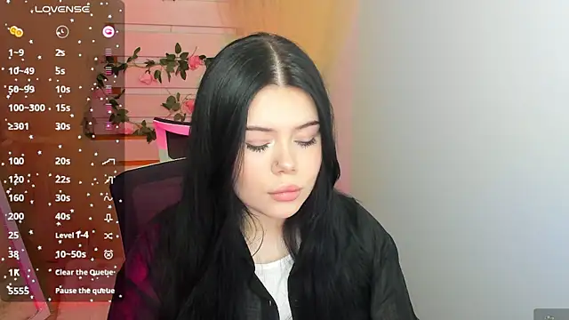 Snapshot of Mona_Esty chatting on May 2026 06:19:02 AM Mona Esty online show from May 2026 06:19:02 AM