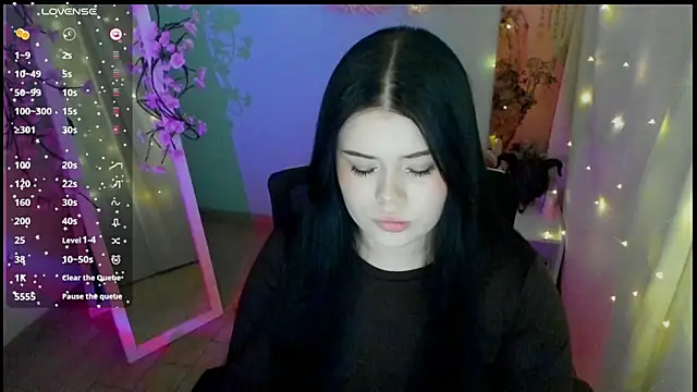 Snapshot of Mona_Esty chatting on May 2026 06:11:01 AM Mona Esty online show from May 2026 06:11:01 AM