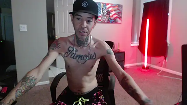 Snapshot of Michigan9000 chatting on October 2025 09:24:01 PM Michigan9000 online show from October 2025 09:24:01 PM