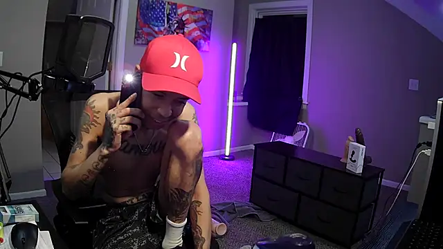 Snapshot of Michigan9000 chatting on October 2025 01:19:01 AM Michigan9000 online show from October 2025 01:19:01 AM