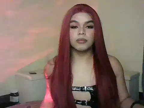 Snapshot of TarahFox chatting on October 2025 06:05:02 PM TarahFox online show from October 2025 06:05:02 PM