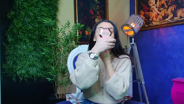 nicolepalmer online show from November 2025 08:35:01 AM