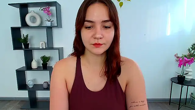 Snapshot of OliviaMontgommery chatting on November 2025 06:14:01 AM OliviaMontgommery online show from November 2025 06:14:01 AM