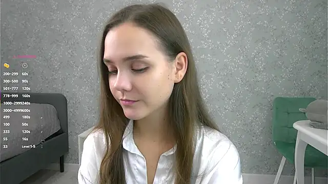 Snapshot of SweetSaraPie chatting on October 2025 06:52:01 PM SweetSaraPie online show from October 2025 06:52:01 PM