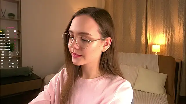 SweetSaraPie online show from April 2026 06:15:01 PM