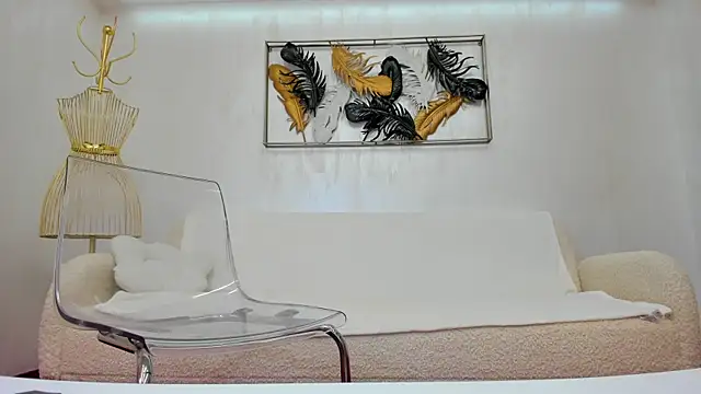 Snapshot of VikaFever chatting on October 2025 04:11:01 AM VikaFever online show from October 2025 04:11:01 AM