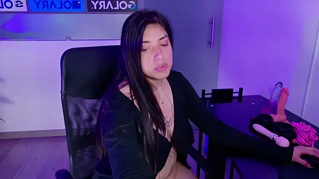 Violetta Swett  online show from November 2025 12:29:02 PM