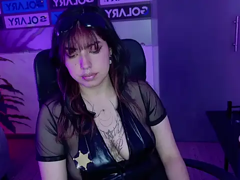 Violetta Swett  online show from November 2025 01:11:02 PM