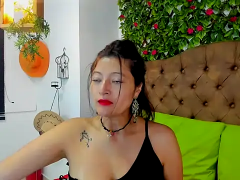 Karla lust online show from October 2025 01:23:01 PM