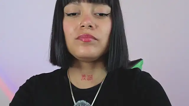 Qadeshoficial online show from October 2025 09:04:01 PM