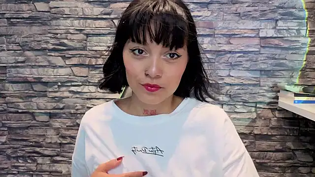 Qadeshoficial online show from November 2025 09:06:01 PM