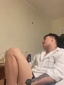 Snapshot of latava chatting on October 2025 06:39:01 PM latava online show from October 2025 06:39:01 PM