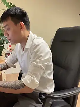 Snapshot of latava chatting on October 2025 04:20:02 PM latava online show from October 2025 04:20:02 PM