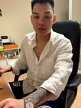 Snapshot of latava chatting on November 2025 03:12:02 PM latava online show from November 2025 03:12:02 PM