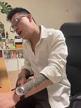 Snapshot of latava chatting on November 2025 05:39:02 PM latava online show from November 2025 05:39:02 PM