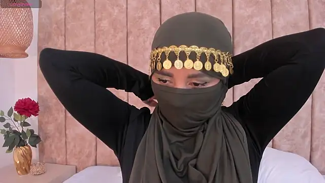 Snapshot of _alishaa_c chatting on October 2025 01:35:01 AM alishaa c online show from October 2025 01:35:01 AM