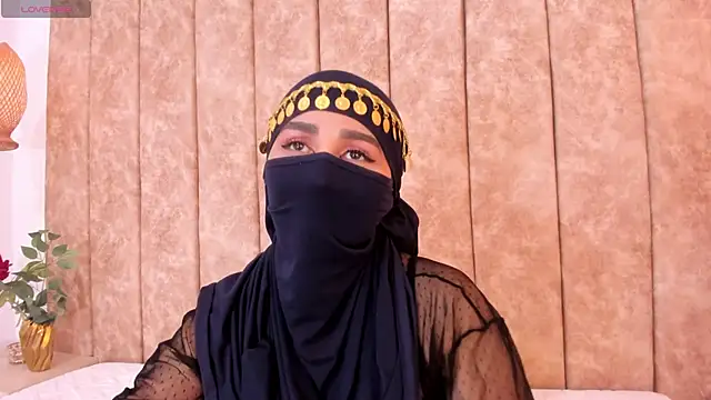 Snapshot of _alishaa_c chatting on November 2025 02:20:01 AM alishaa c online show from November 2025 02:20:01 AM