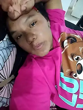 Snapshot of Rosario-castro chatting on October 2025 04:44:01 AM Rosario-castro online show from October 2025 04:44:01 AM