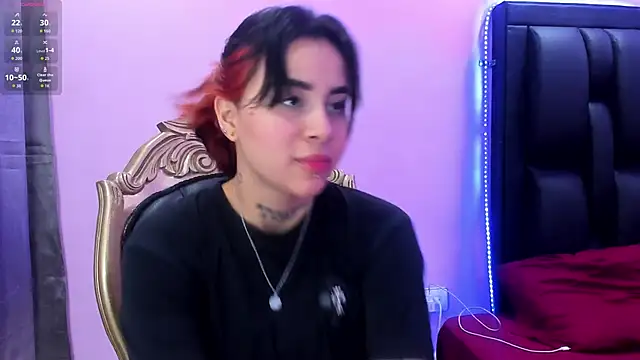 Nixielee  online show from October 2025 12:05:02 PM