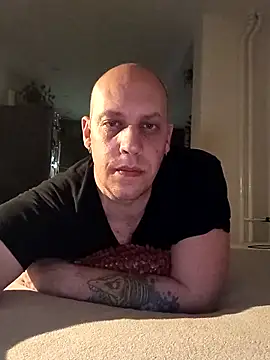 Snapshot of Kobradera1984 chatting on March 2026 10:49:01 PM Kobradera1984 online show from March 2026 10:49:01 PM