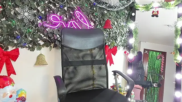 Samanta Ortiz online show from December 2025 07:21:01 PM