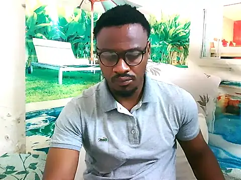 EbonyTiger69 online show from October 2025 05:57:02 PM