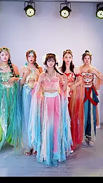 HuangGuan-888 online show from October 2025 04:27:01 PM