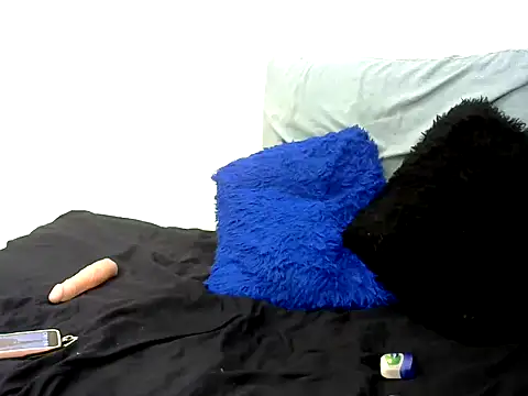 DarkLaddy online show from October 2025 05:13:02 PM