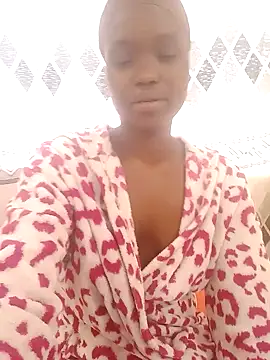 DarkLaddy online show from November 2025 12:05:02 PM