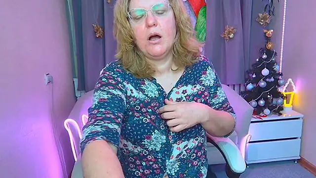 VestaWoody online show from January 2026 01:14:01 PM