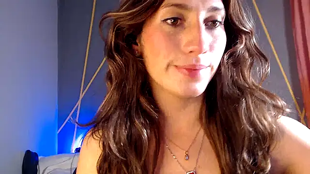  Carolinee 1 online show from October 2025 07:14:02 PM