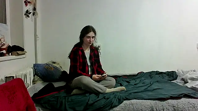 Twolatte1520 online show from March 2026 09:52:01 PM