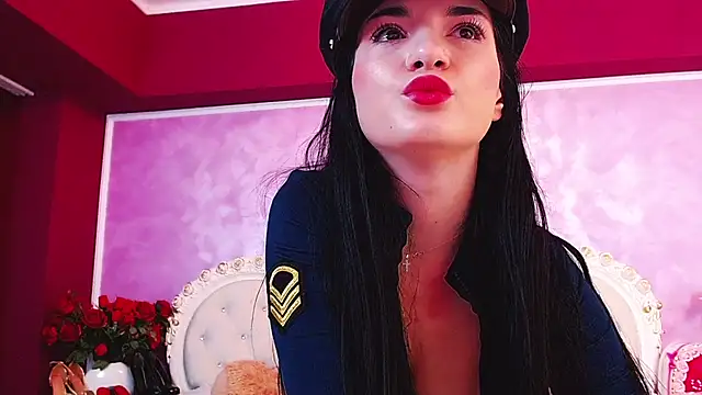 BellaReyXO online show from October 2025 05:50:02 AM