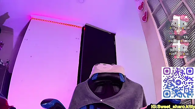 Sweet-SharoKitty online show from April 2026 06:44:02 PM