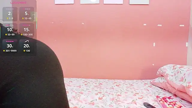 CheatingNeighborr online show from October 2025 08:00:02 PM