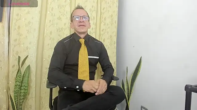 Snapshot of _axelking_ chatting on June 2026 11:35:02 AM axelking online show from June 2026 11:35:02 AM