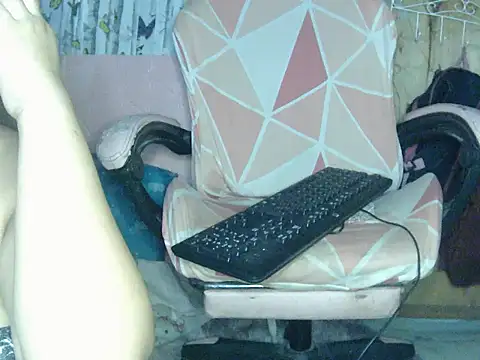 wildmamahana08 online show from May 2026 10:53:02 AM