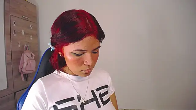 AAfrodithaa online show from October 2025 10:21:02 PM