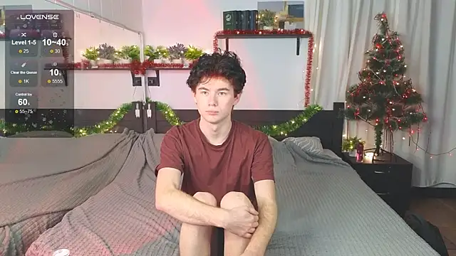 Cute Mike online show from December 2025 08:02:02 PM