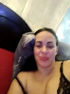 Stefaniyaxq online show from November 2025 11:02:01 PM