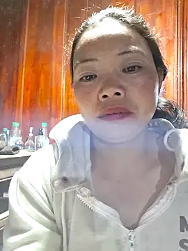 miomio-12 online show from December 2025 01:51:02 PM