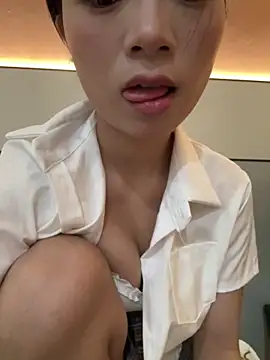 qingzi1218 online show from April 2026 05:48:02 AM