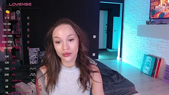 Jade Lumin online show from November 2025 01:11:01 PM