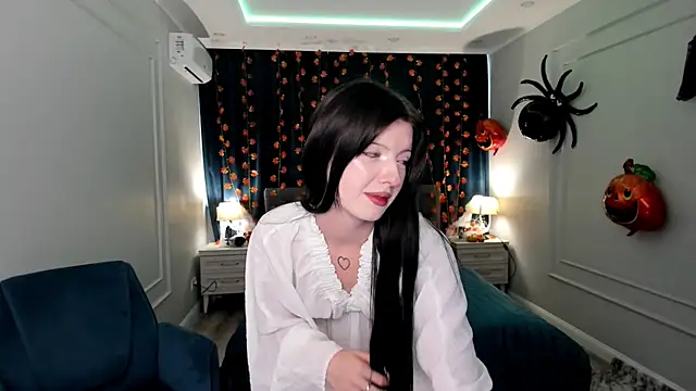 Snapshot of RoxyHopper chatting on October 2025 05:04:02 AM RoxyHopper online show from October 2025 05:04:02 AM